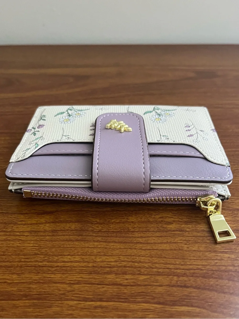 NWOT GAEKEAO Small Bifold Wallet Purple Wildflowers Faux Leather RFID Zipper